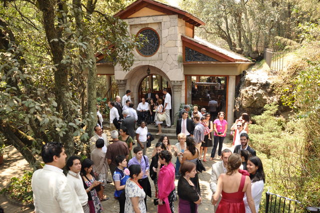 Iglesia en el bosque